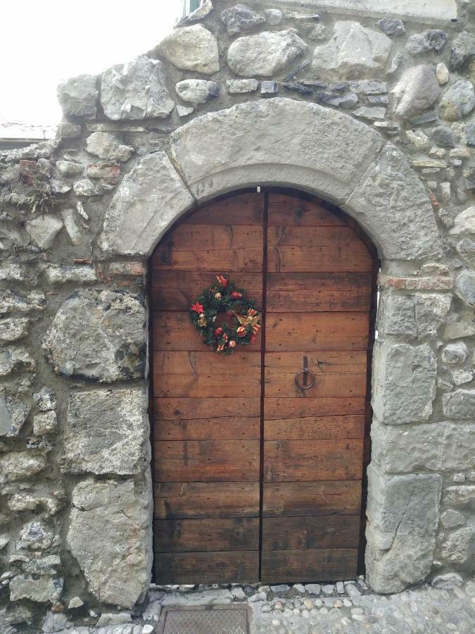 La Casa Delle Fate Villa Solto Collina Екстериор снимка